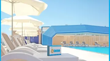 Poseidonia Beach Hotel