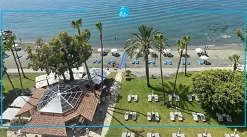 Poseidonia Beach Hotel