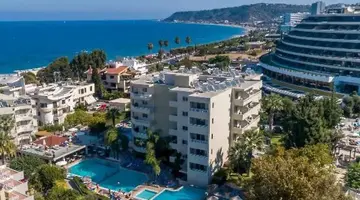 Poseidonia Hotel and Apartments