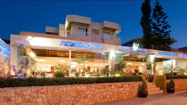 Poseidonia Hotel and Apartments