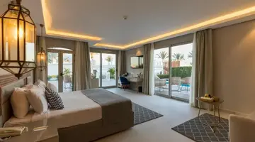 Posh Club by Sunrise Diamond Beach Resor