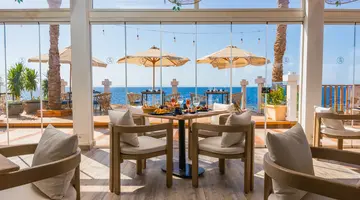 POSH CLUB BY SUNRISE GRAND SELECT DIAMOND BEACH RESORT