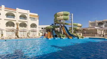 POSH CLUB BY SUNRISE GRAND SELECT MONTEMARE RESORT
