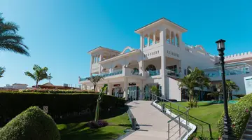 POSH CLUB BY SUNRISE GRAND SELECT MONTEMARE RESORT