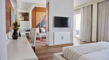 Posh Club by Sunrise Montemare Resort