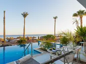 POSH CLUB BY SUNRISE REMAL BEACH