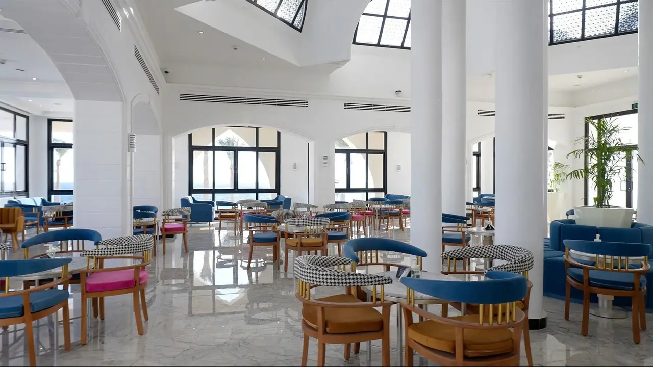 Posh Club by Sunrise Remal Beach