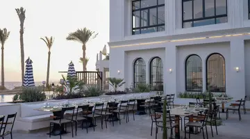 Posh Club by Sunrise Remal Beach
