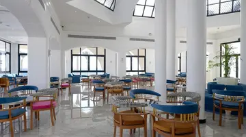POSH CLUB BY SUNRISE REMAL BEACH