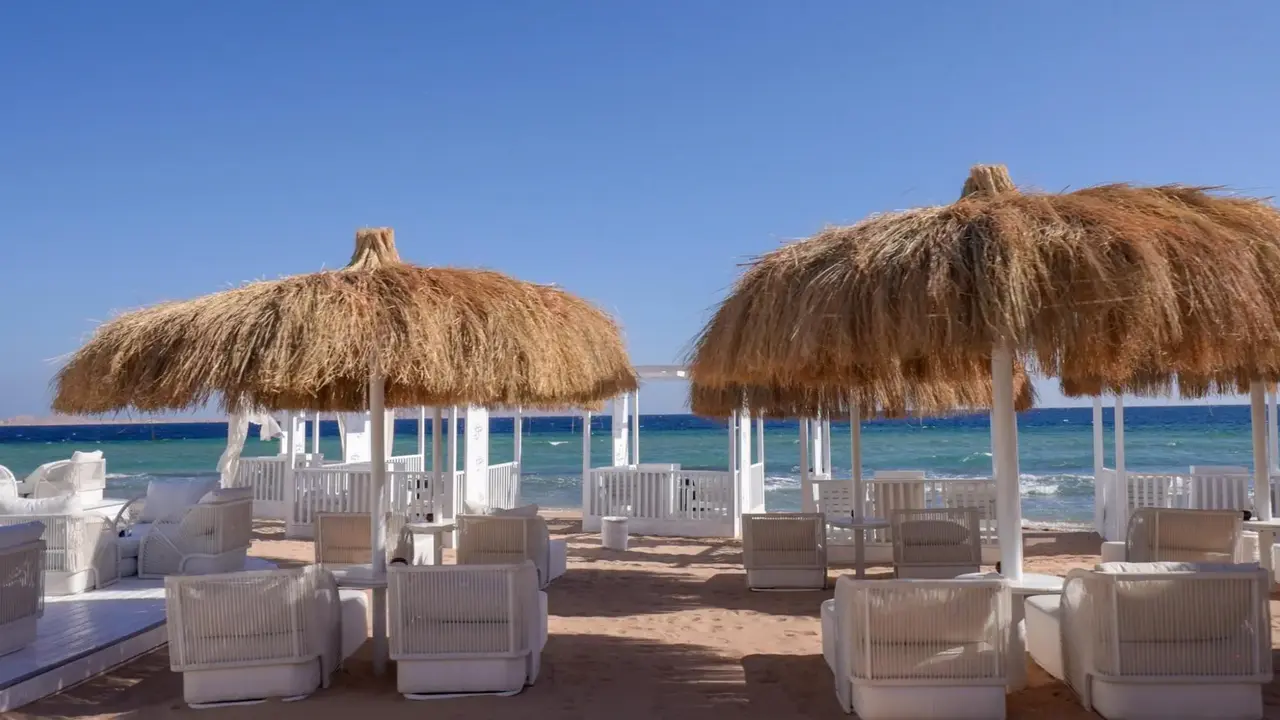 POSH CLUB BY SUNRISE REMAL BEACH