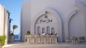 Posh Club by Sunrise Remal Beach