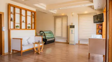 Posh Club Sunrise Arabian Beach Resort