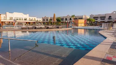 Posh Club Sunrise Arabian Beach Resort