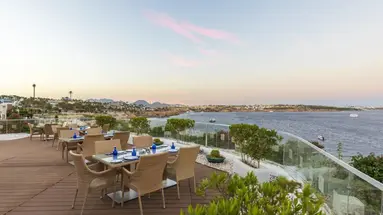 Posh Club Sunrise Arabian Beach Resort