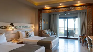 Posh Club Sunrise Arabian Beach Resort