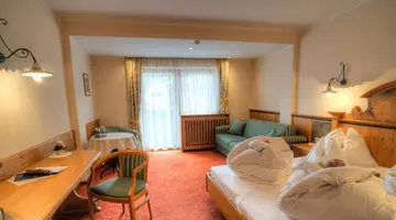 Posthaus Stubai & Smart