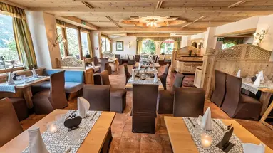 Posthaus Stubai & Smart