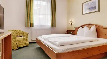 Posthotel Strengen am Arl