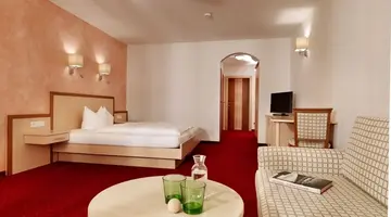 Posthotel Strengen am Arl
