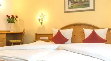 Posthotel Strengen am Arl