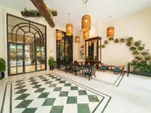 POTIQUE HOTEL
