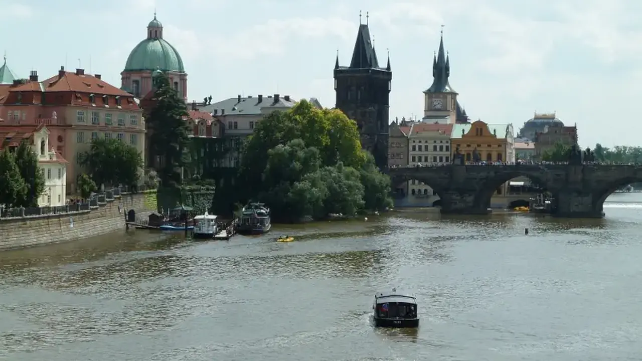 PRAGA - MIASTO NAD WEŁTAWĄ - 4 DNI