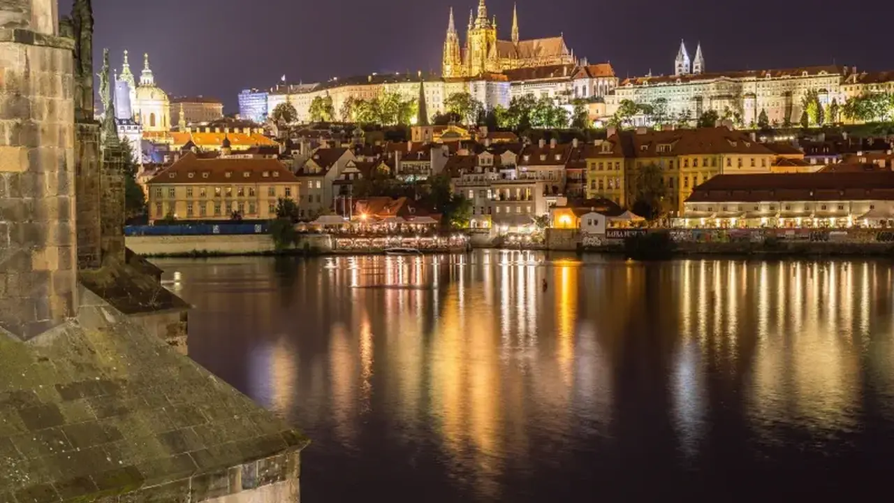 PRAGA - MIASTO NAD WEŁTAWĄ - 4 DNI