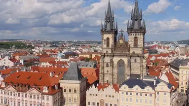 PRAGA - SAMOLOTEM - 4 DNI
