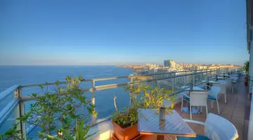 Preluna Hotel