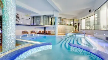 Preluna Hotel