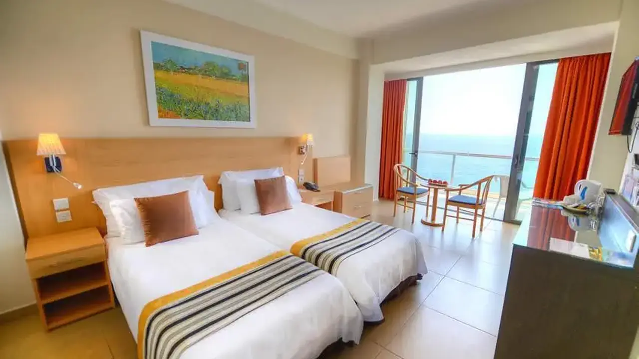 Preluna Hotel