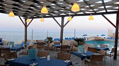PRELUNA HOTEL
