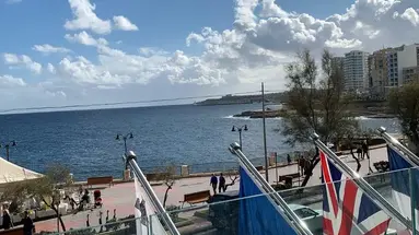 Preluna Hotel
