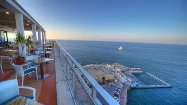 Preluna Hotel