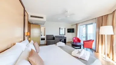 Preluna Hotel