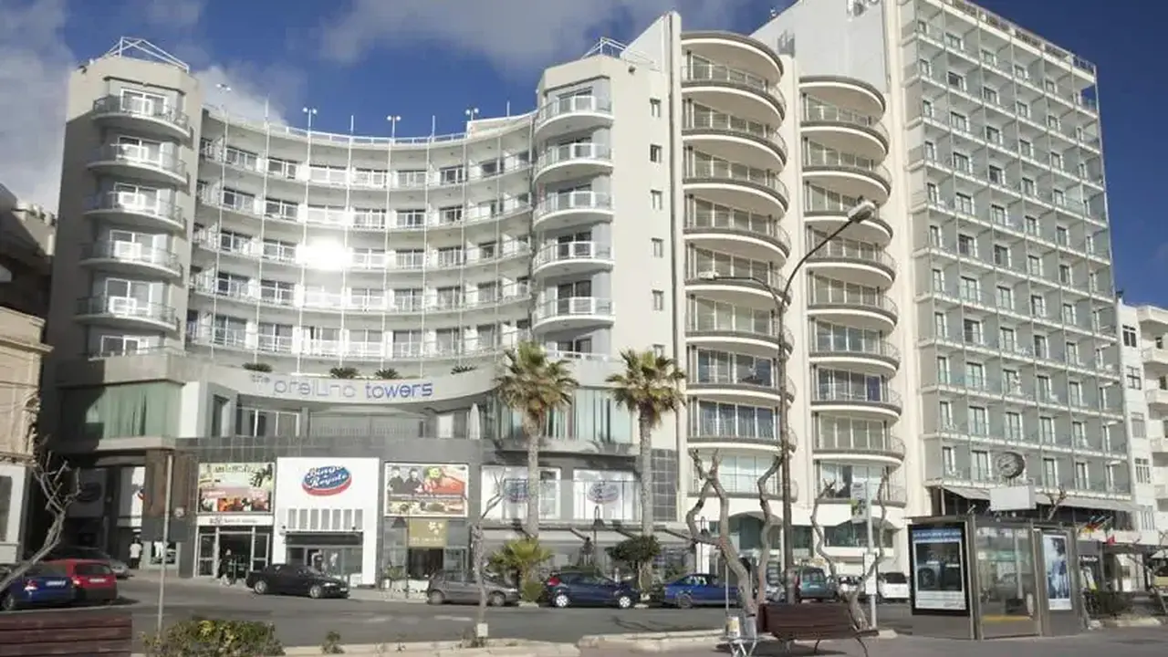 Preluna Hotel