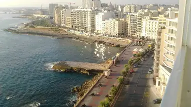 PRELUNA HOTEL