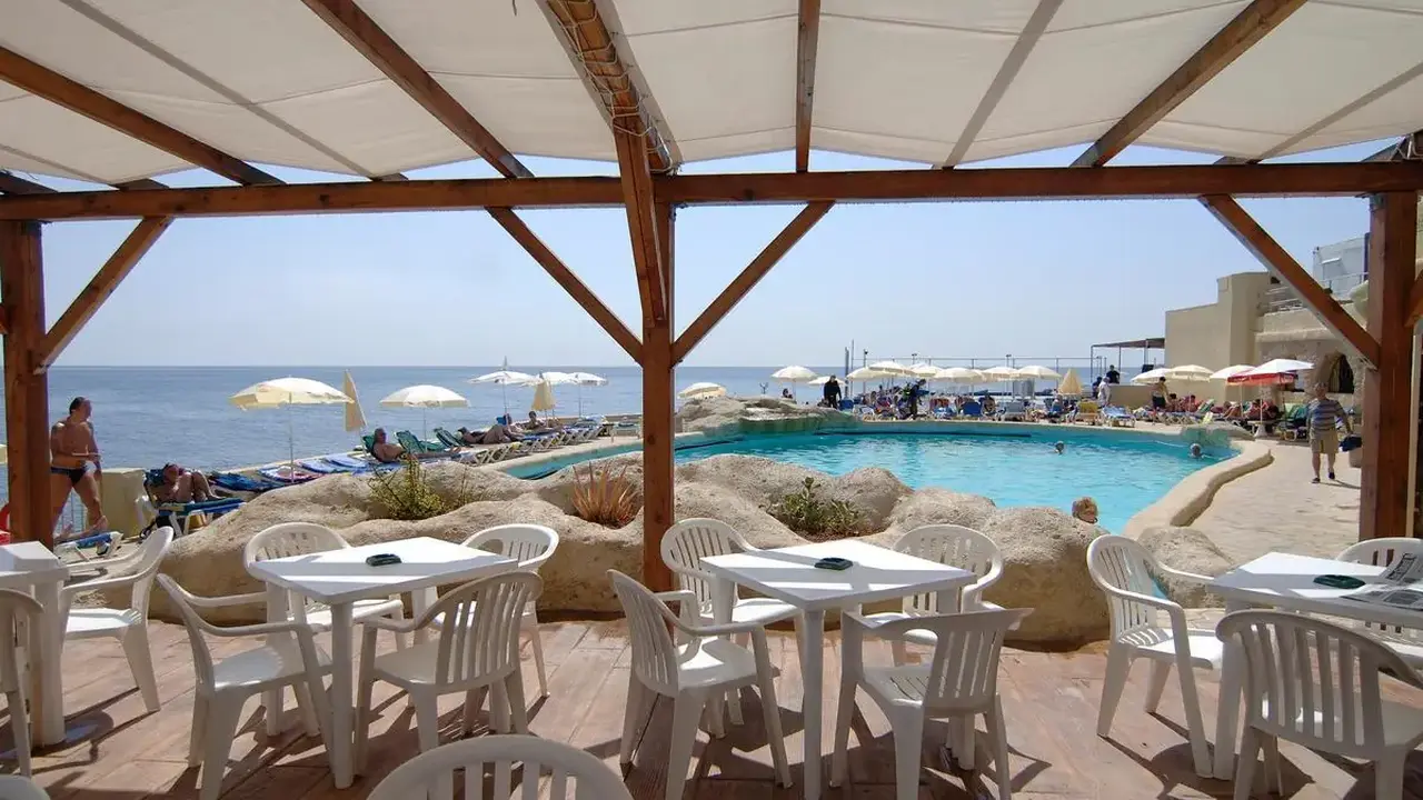 Preluna Hotel