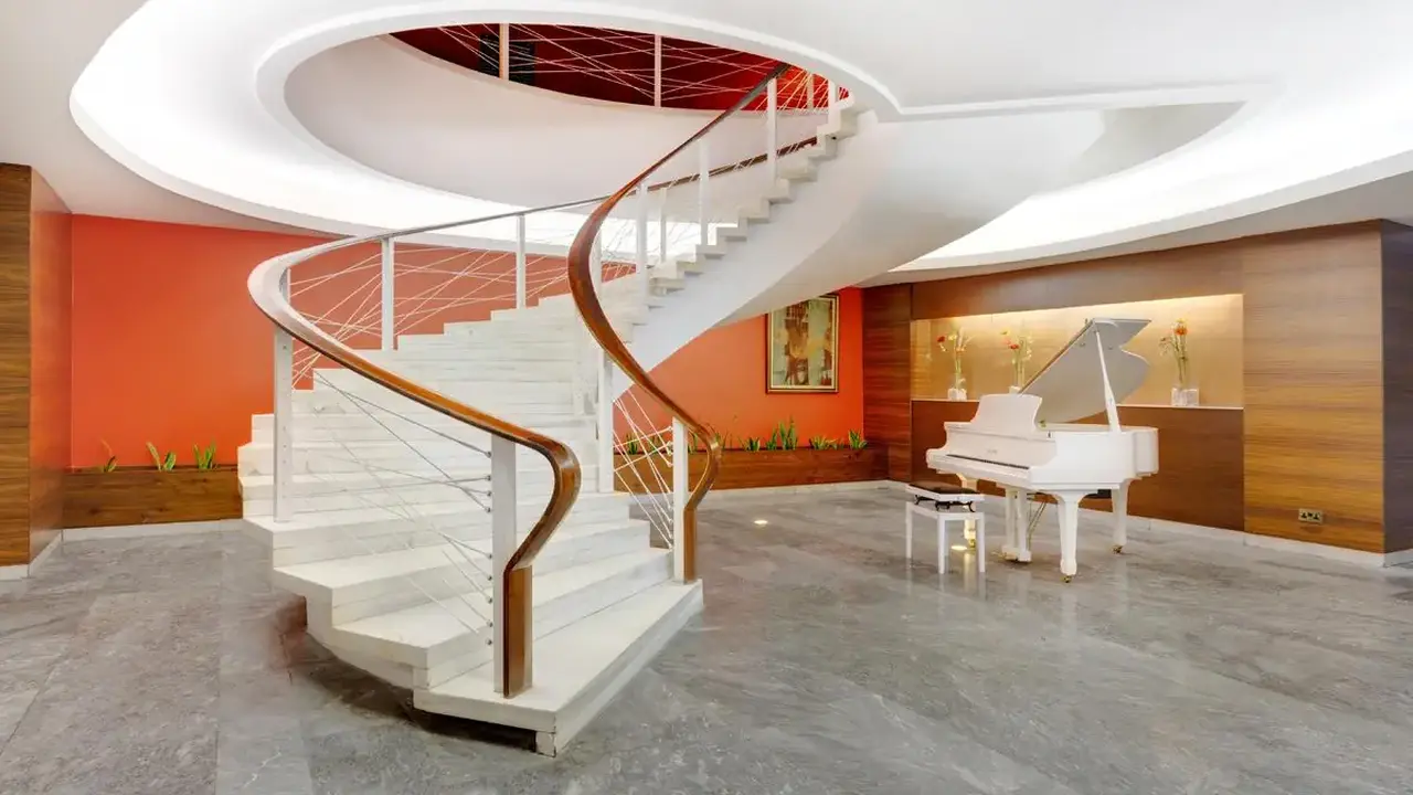 Preluna Hotel