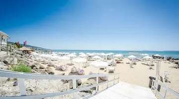 Premier Fort Beach