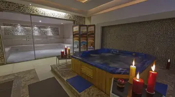Premier Le Reve Hotel & Spa (Adults Only 16+)