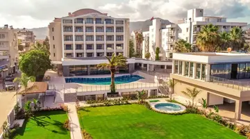 PREMIER NERGIS BEACH HOTEL & SPA