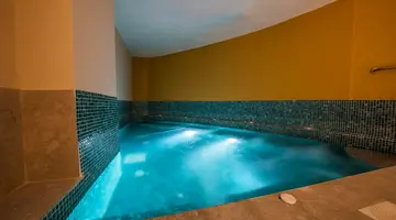 PREMIER NERGIS BEACH HOTEL & SPA