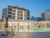 PREMIER NERGIS BEACH HOTEL & SPA