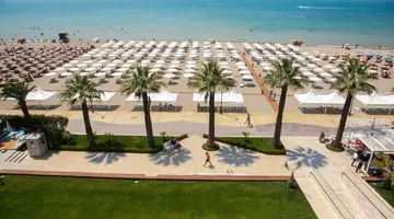 Premium Beach Hotel