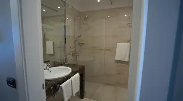 Premium Beach Hotel
