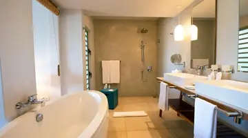 PRESKIL BEACH RESORT