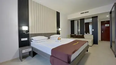 Prestige Hotel and Aquapark