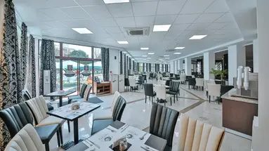 Prestige Hotel and Aquapark