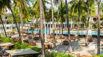 Prideinn Flamingo Beach Resort & Spa
